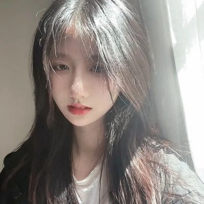 白色微笑
